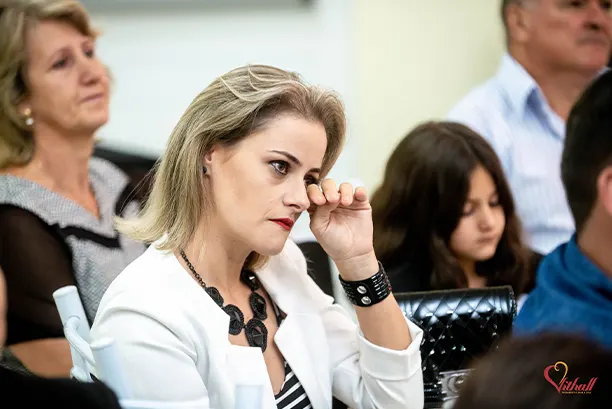 Dinâmica em grupo no treinamento Vithall Lajeado